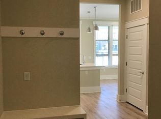 2000 Eubanks Rd #2202, Chapel Hill, NC 27516