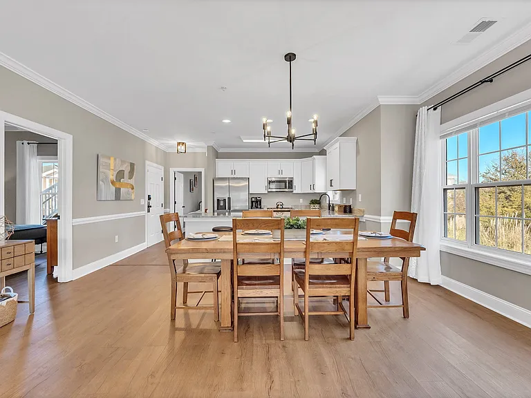 4872 Dahlia Ct #201 — Photo 29