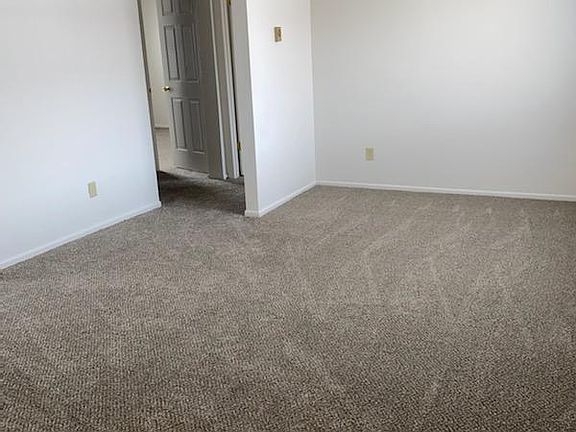 5th image of 1400 Bridger Dr #2cd91e9ae
