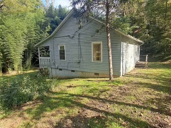 3848 Fulton Rd, Franklin, NC 28734