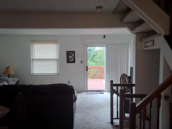 3rd image of 19019 Partridge Wood Dr