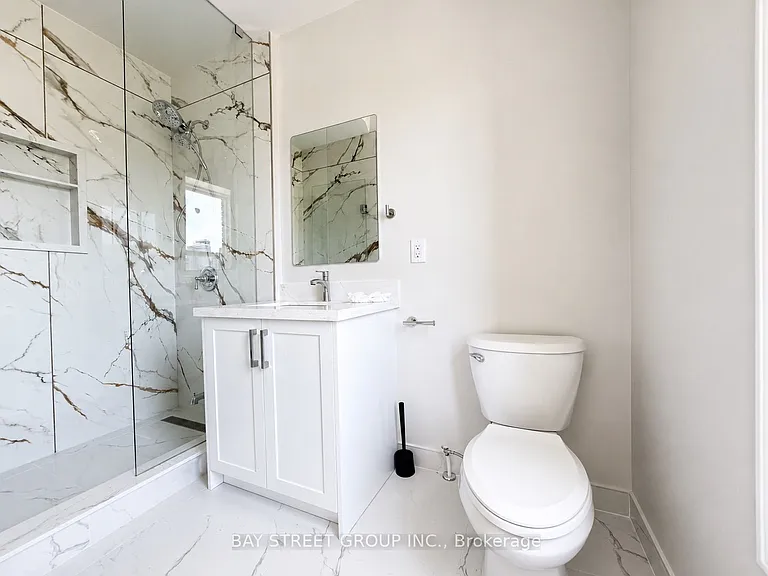 442 Spadina Ave #D — Photo 6