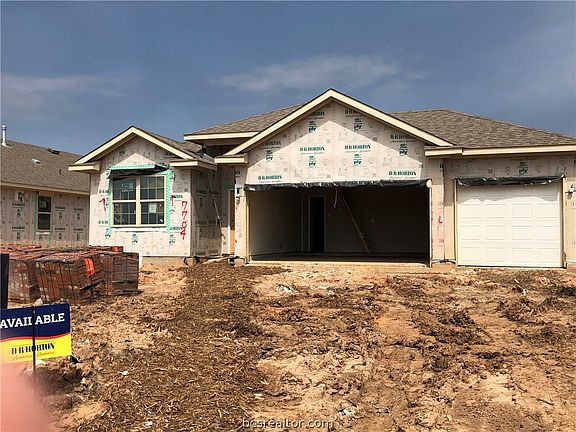 3rd image of 7704 Bogie Lane Dr