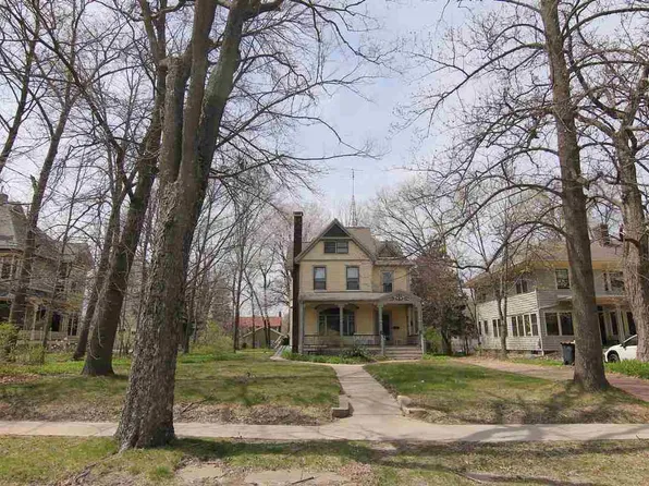 447 S Summit St, Iowa City, IA 52240