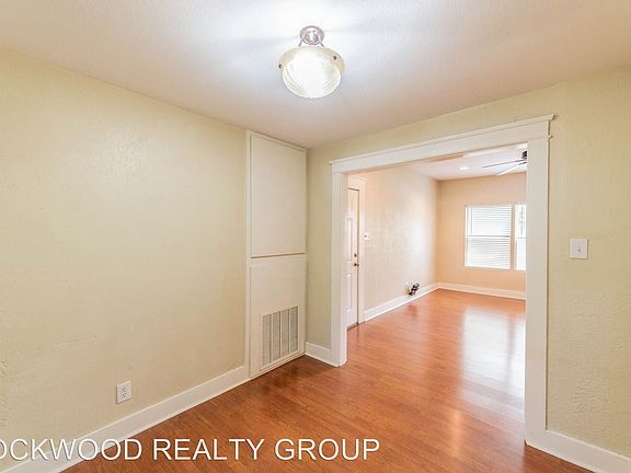 4th image of 1535 W Woodlawn Ave APT 01