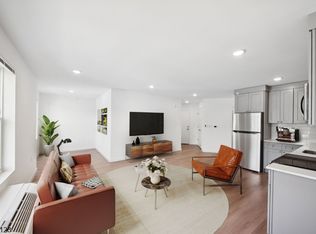 369 18th Ave #204, Newark, NJ 07108