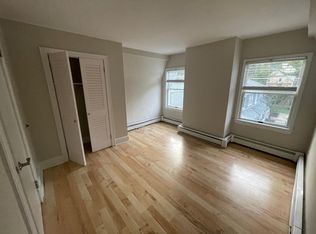 124 Valley Rd APT E, Montclair, NJ 07042