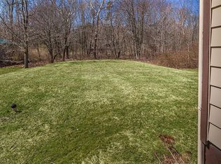 1 Spring Hill Ln, Burlington, NJ 08016