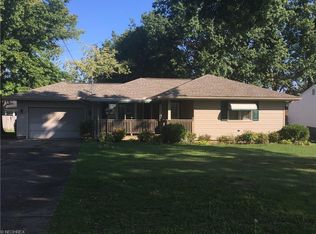 3866 Burkey Rd, Youngstown, OH 44515