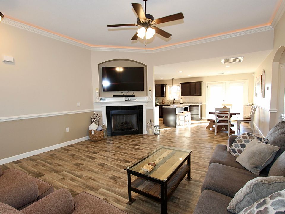 1020 Gibbs Rd, Wellford, SC 29385 Zillow