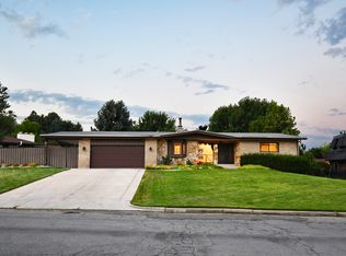 1060 E Bountiful Hills Dr, Bountiful, UT 84010