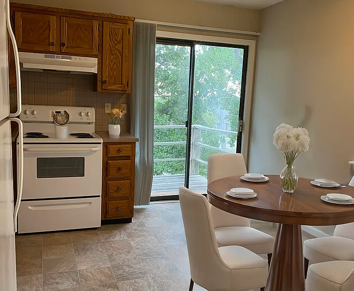 515 Sky Vue Dr #C — Photo 4