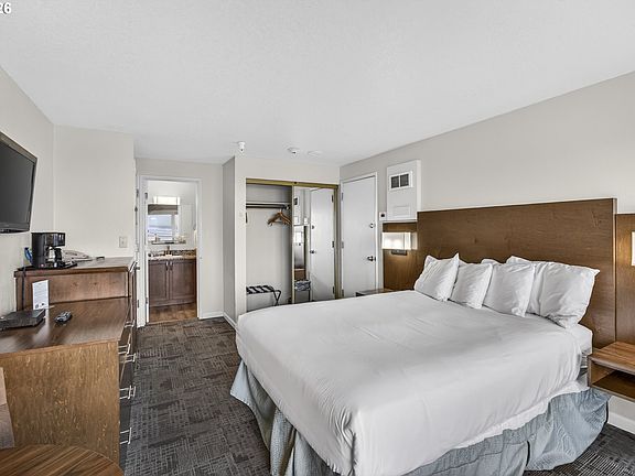 4th image of 88416 1st Ave #209