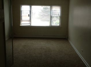 1745 Hickory St, Waukegan, IL 60085