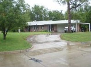 3812 Caddo Trl, Lake Worth, TX 76135