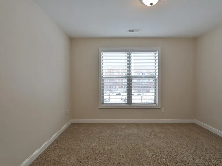 960 Perry St #207 — Photo 19