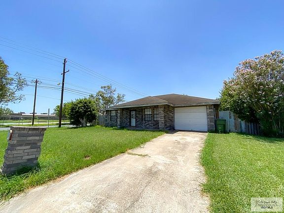 2nd image of 4590 Agua Clara Ct