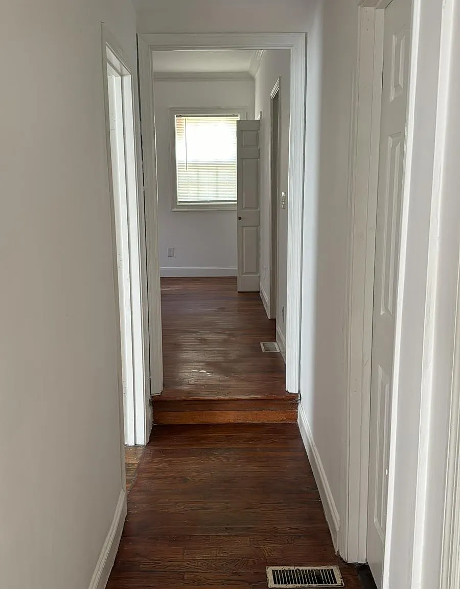 3 bed, 1096 sqft, $1,850 — Photo 3