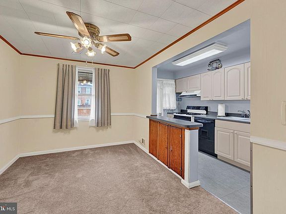 4th image of 7929 Saint Claire Ln