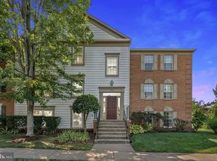 9370 Caspian Way APT 302, Manassas, VA 20110