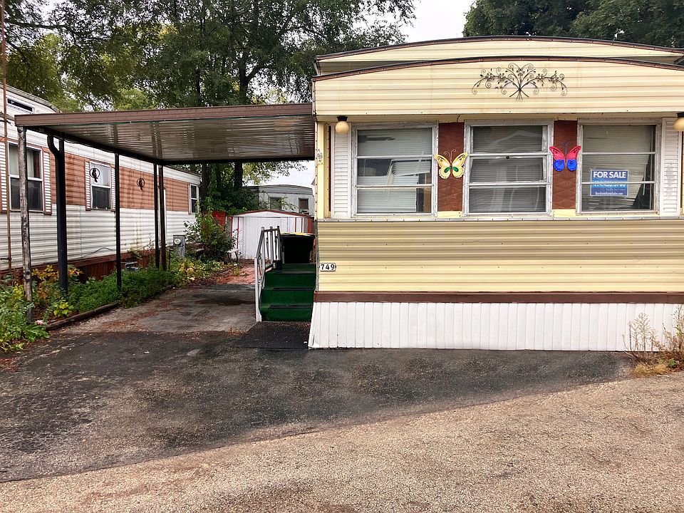 1st image of 10315 W Greenfield Ave Lot 749
