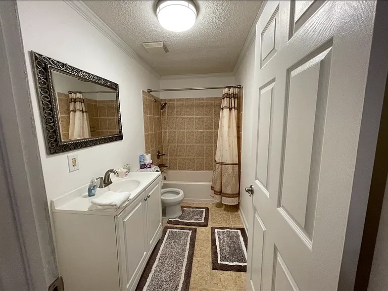 55 Vermont Dr — Photo 13