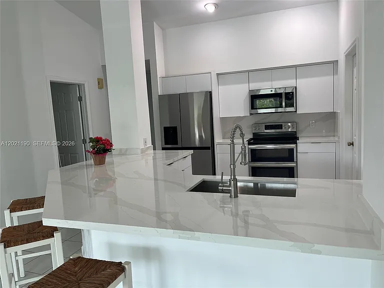 814 Heron Rd — Photo 21