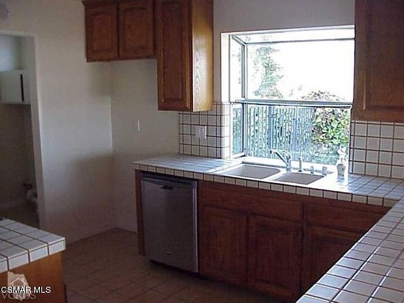 4th image of 298 Corrine Hill Ct
