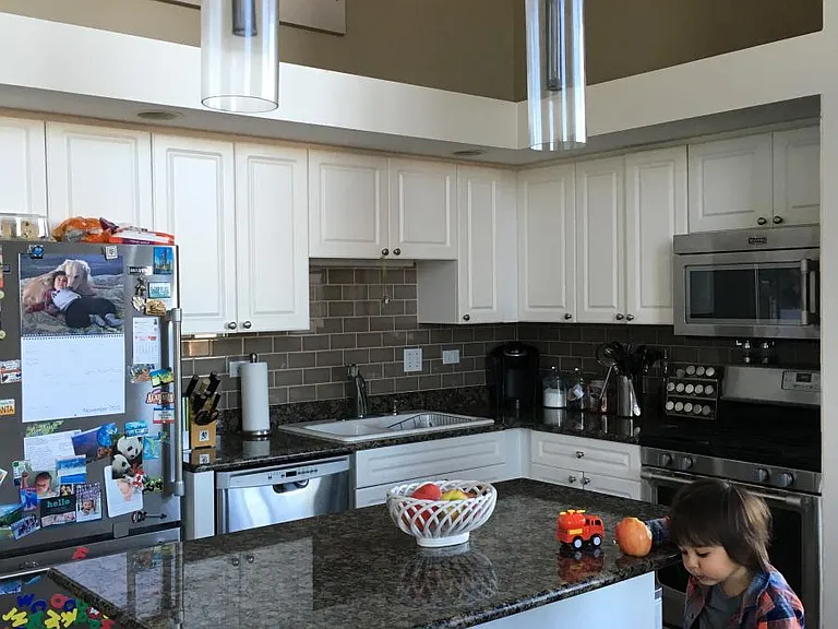 2012 W Saint Paul Ave #410 — Photo 5