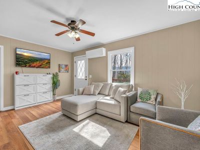 837 Pine Ridge Road, Banner Elk, NC, 28604