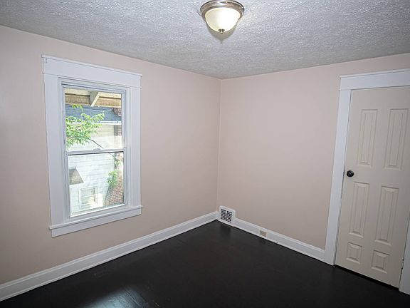 4th image of 276 Wildwood Ave