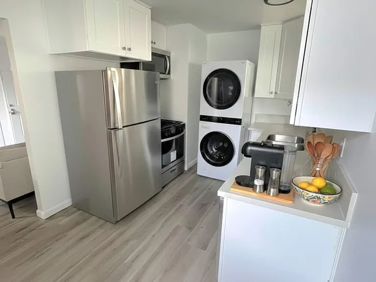 6136 Carlos Ave #1/2 — Photo 6