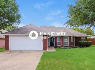 1025 Roundrock Dr, Saginaw, TX 76179
