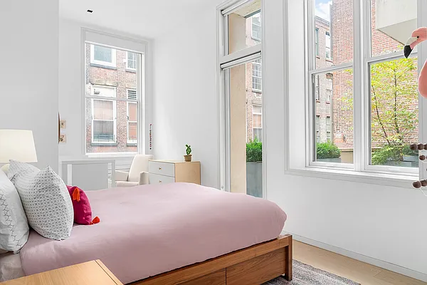 Rented by Coleman Real Estate Group | media 48