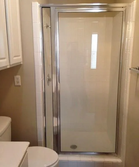 503 Gregory Ct — Photo 12