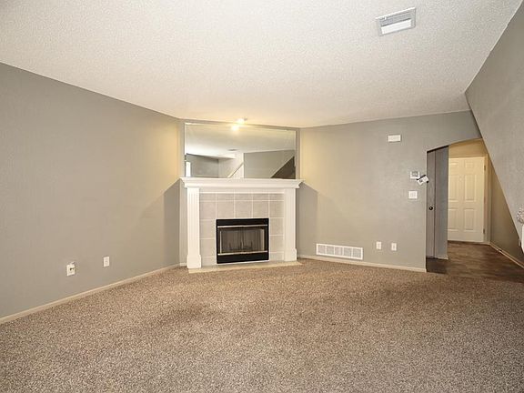 3rd image of 5822 NW Plantation Ln