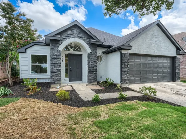 616 Fox Run Trl, Saginaw, TX 76179