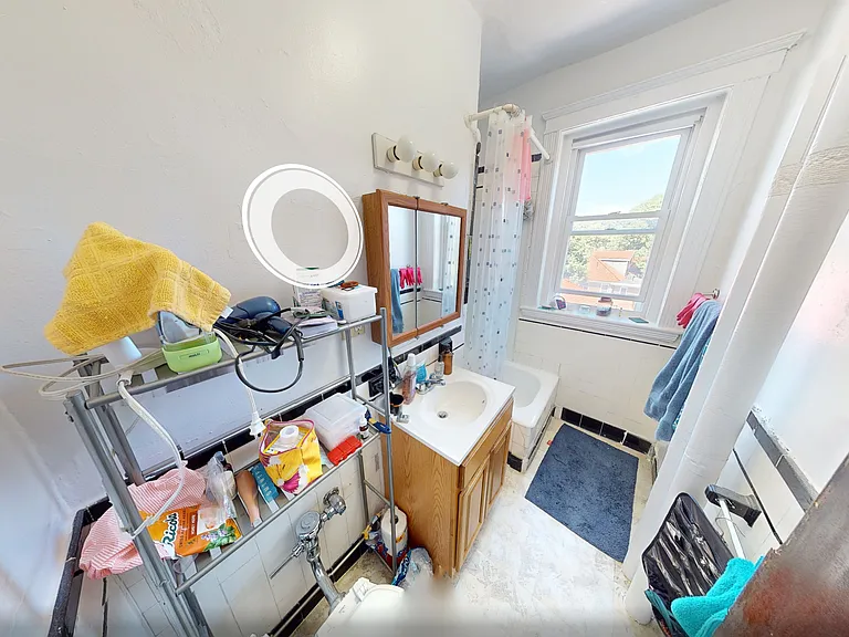 1800 Commonwealth Ave #3 — Photo 9
