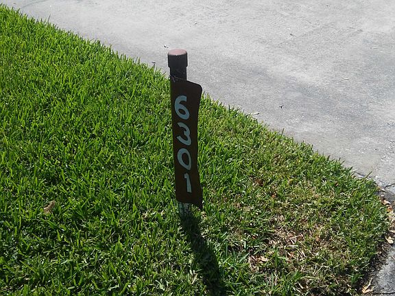2nd image of 6301 Pelican Creek Xing APT A