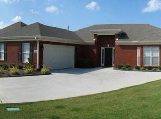 3203 Waterview Cir SE, Owens Cross Roads, AL 35763