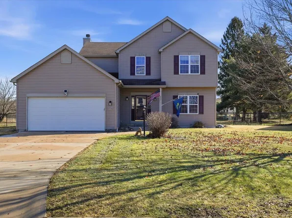 N7716 Maple Ridge ROAD, Oconomowoc, WI 53066