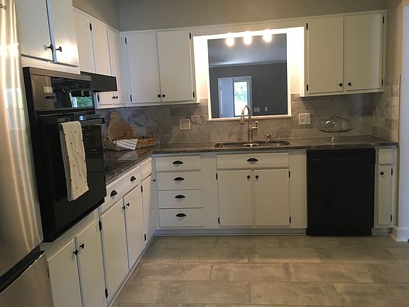 3rd image of 2515 Eastcleft Dr