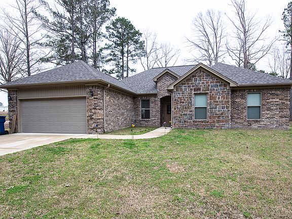 2nd image of 624 Royal Oak Dr.