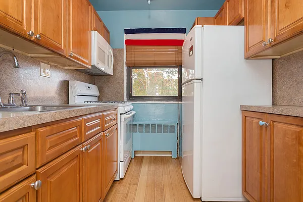 Sold by Keller Williams Realty Landmark | media 18