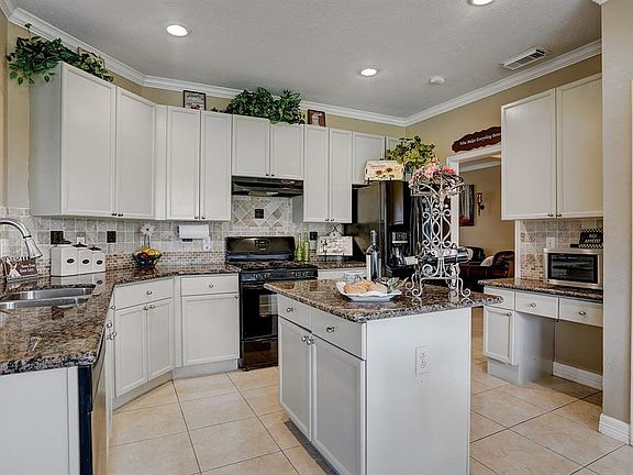 5th image of 4223 Hambledon Village Dr