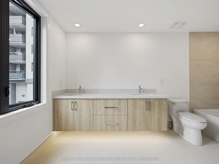 56 Camberwell Rd #1 — Photo 40
