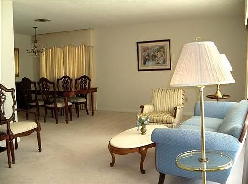 1st image of 140 Willow Dr
