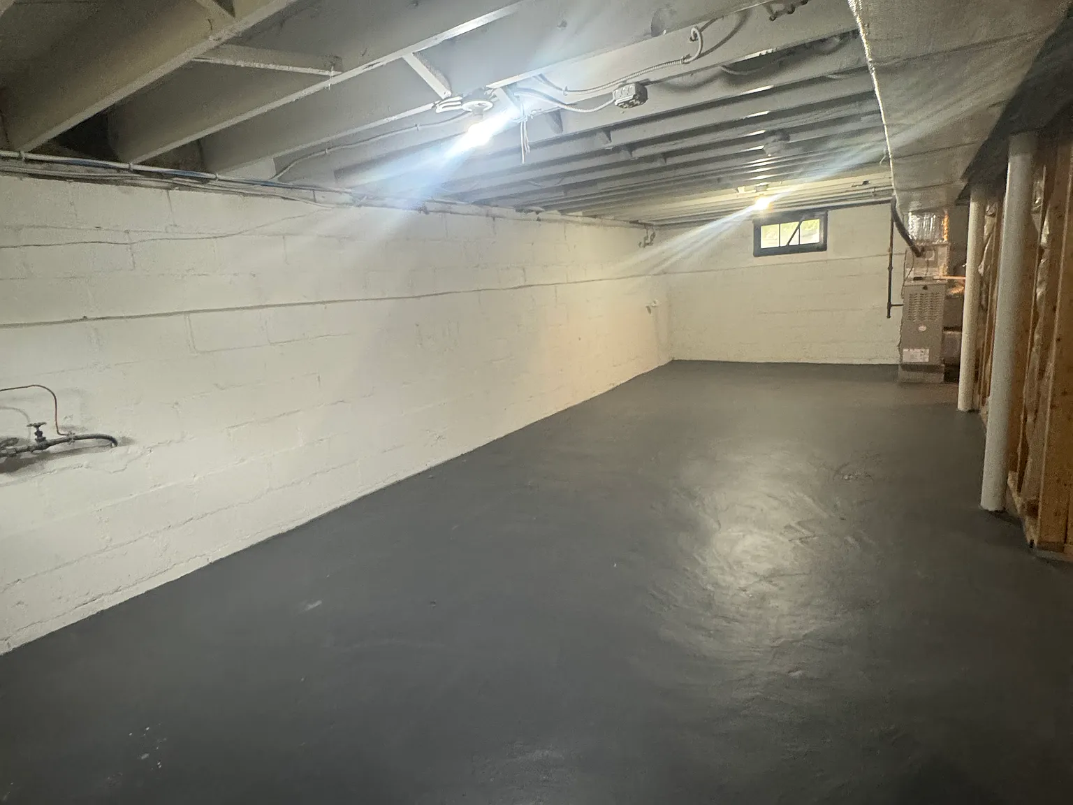 5 bed, $4,200 — Photo 2