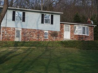 2019 Francis Dr, Apollo, PA 15613