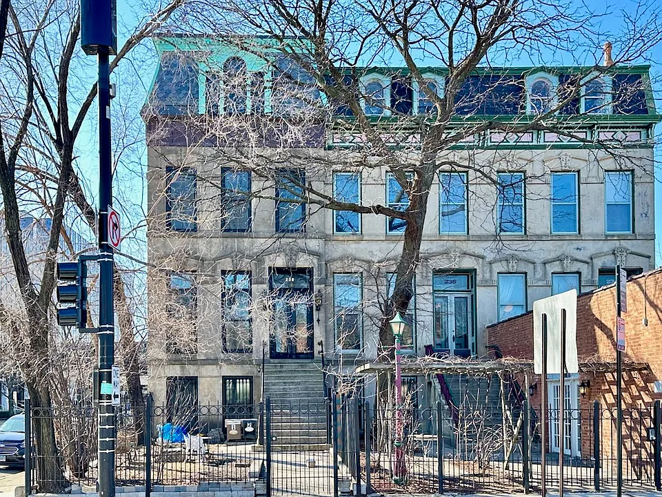 238 S Ashland Ave #2HT